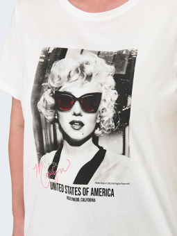 CARNEWMARILYN - Plus Size T-shirt från Only Carmakoma