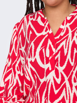CAROLIVERA - Plus Size Blus från Only Carmakoma