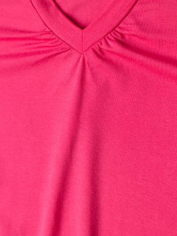 Studio LYKKE - Rosa t-shirt i viskosjersey med v-ringning