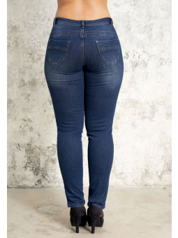 Plus Size Jeans från Studio